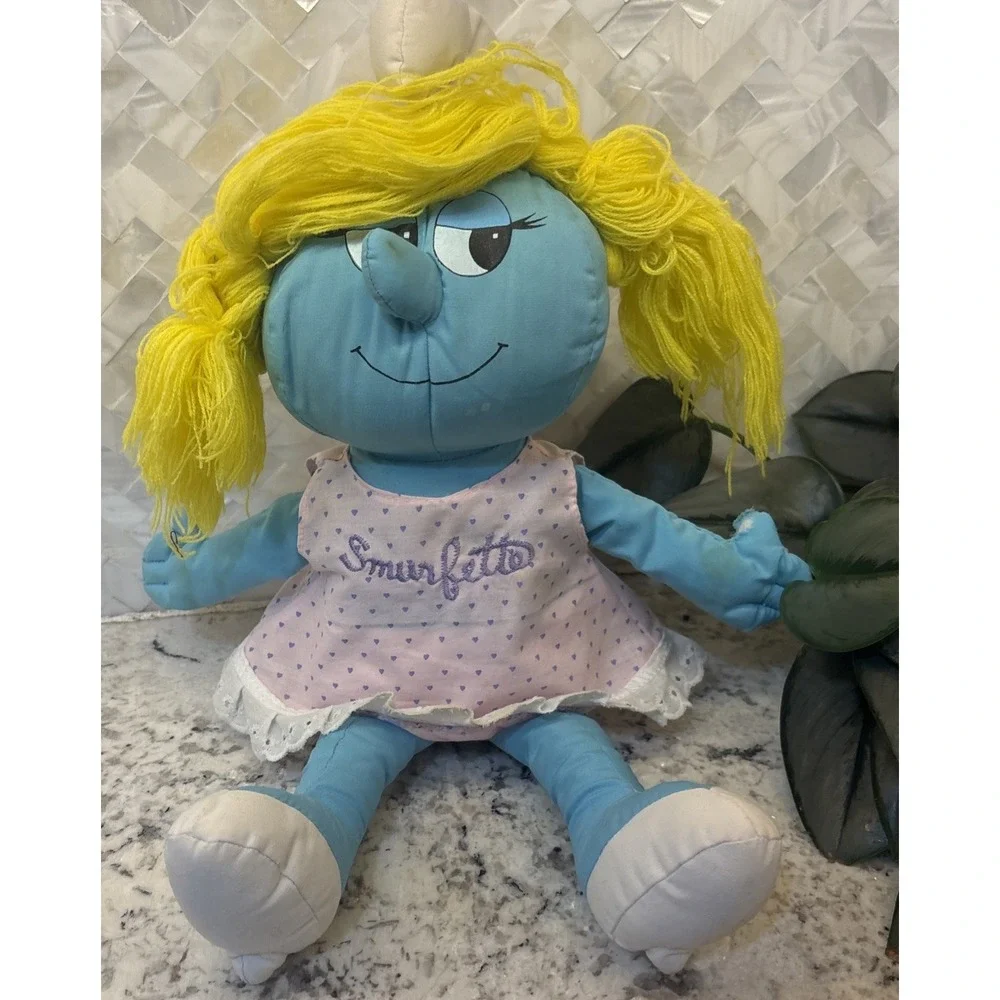1983 PEYO Wallace Berrie & Co. Smurfs Smurfette Stuff Plush Toy DOLL